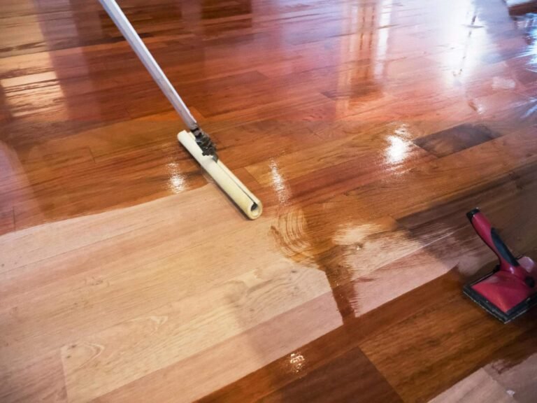 Applying Oil Finishes on Wood Floors